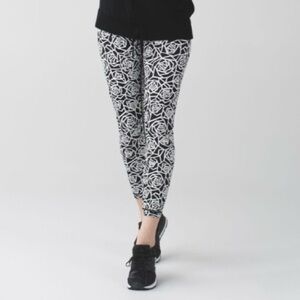 Lululemon High Times Pant Posey Black White 4